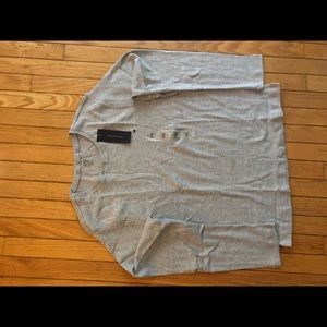 Women’s Tommy Hilfiger LS Crewneck Top. Grey. NWT